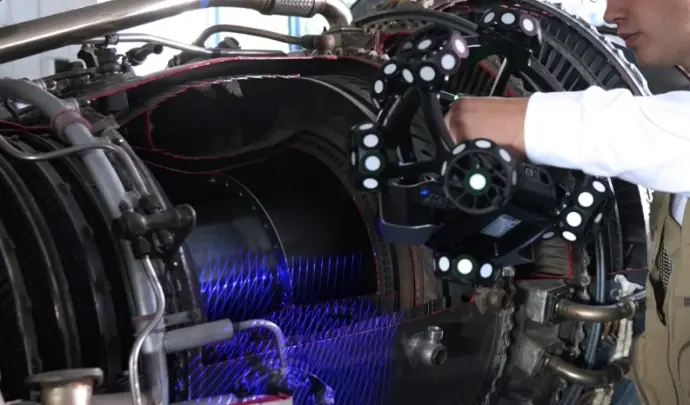 TRACKSCAN SHARP - Sistema de escaneo óptico 3D de alto rendimiento para gran escala